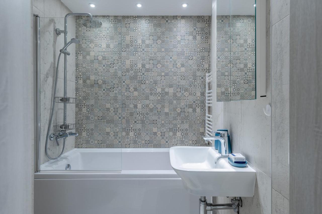 Appartamento Doctors Garden - Central&Modern 2Bd Flat In Sofia Esterno foto