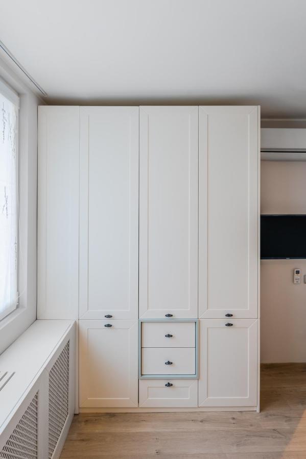 Appartamento Doctors Garden - Central&Modern 2Bd Flat In Sofia Esterno foto